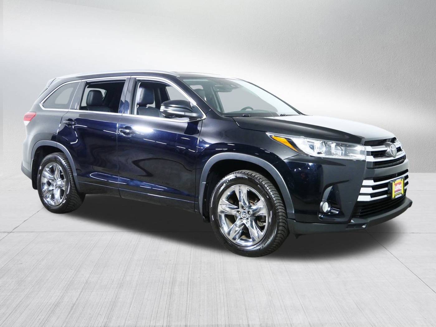 2017 Toyota Highlander Limited — SUV — 64,630 mi — Golden Valley, MN