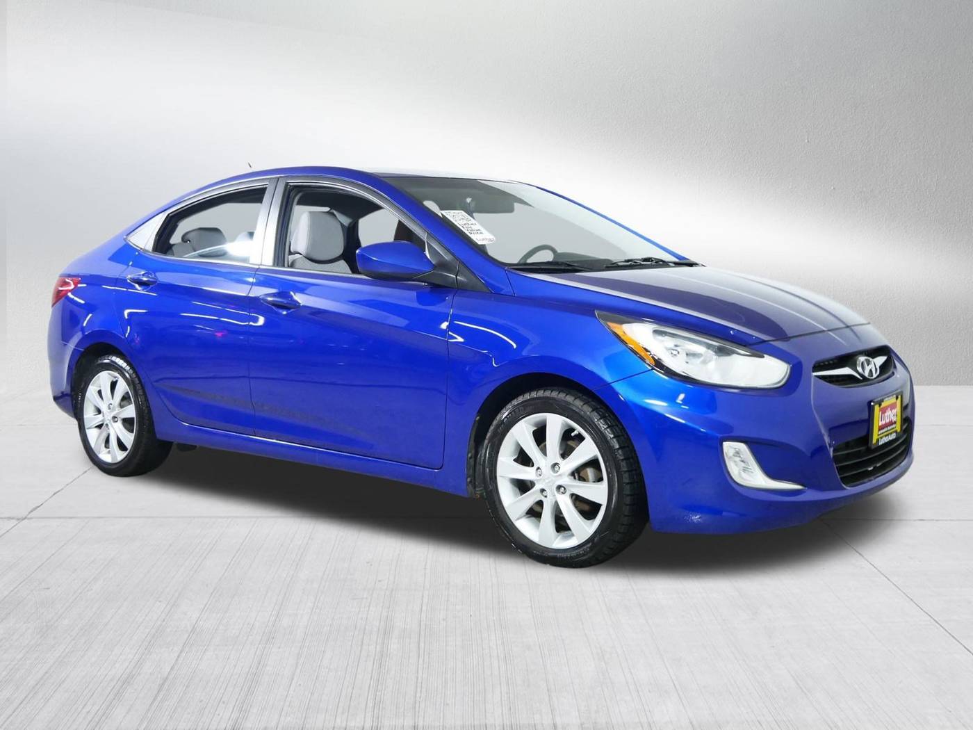 2012 Hyundai Accent GLS — Sedan — 110,365 mi — Golden Valley, MN