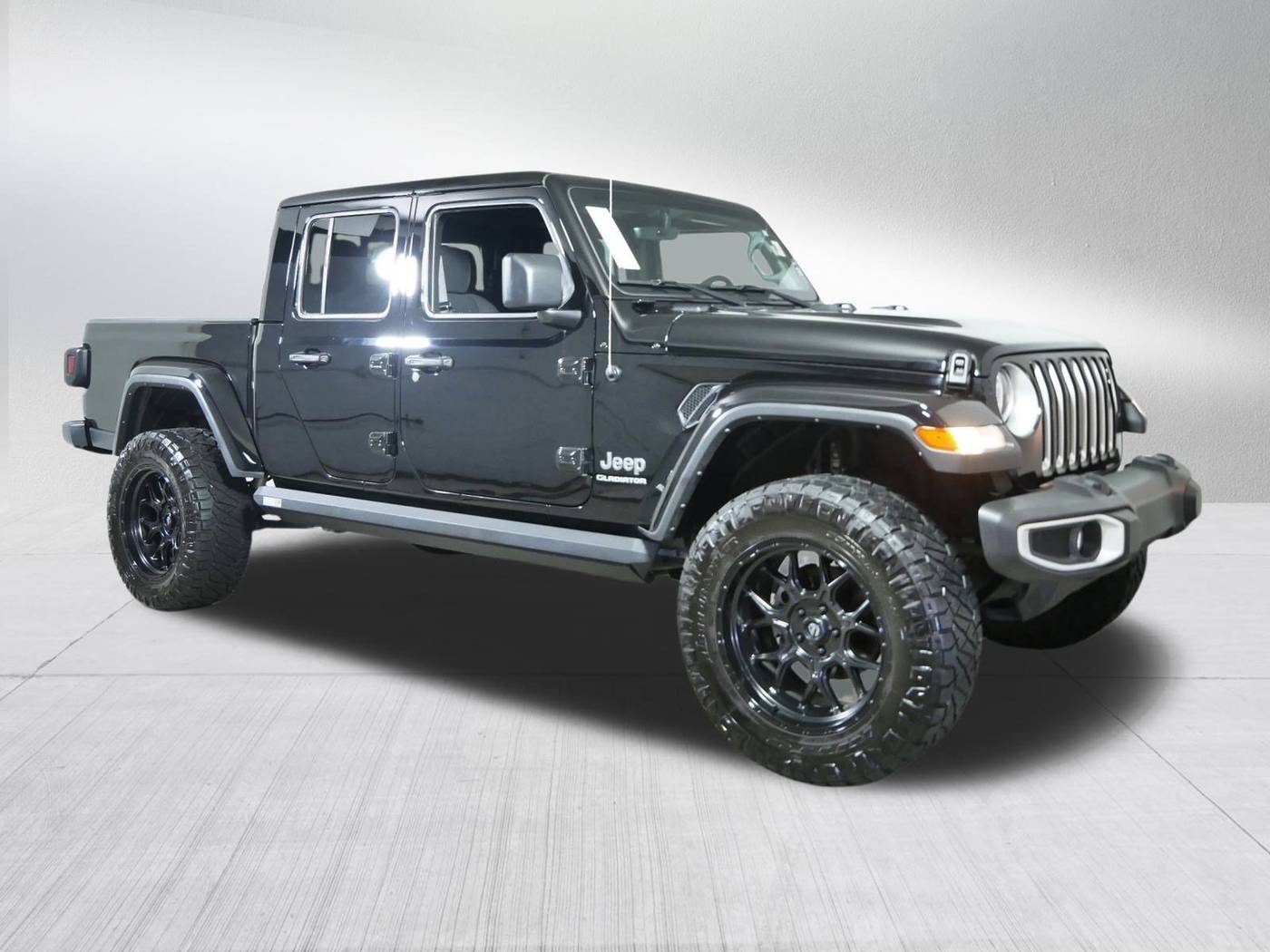 2022 Jeep Gladiator Overland — Pickup Truck — 38,679 mi — Golden Valley, MN