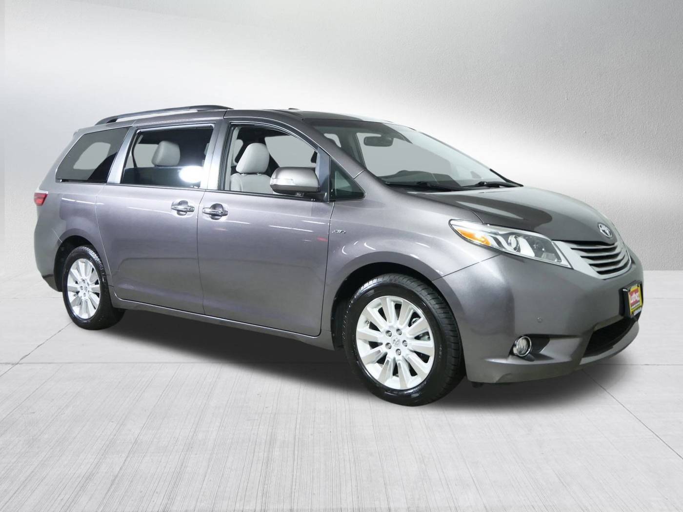 2016 Toyota Sienna Limited Premium — Minivan — 96,002 mi — Golden Valley, MN