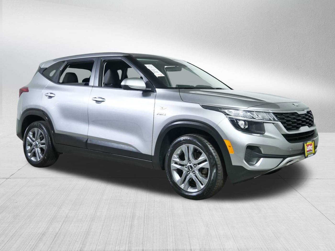 2021 Kia Seltos LX — SUV — 68,720 mi — Golden Valley, MN