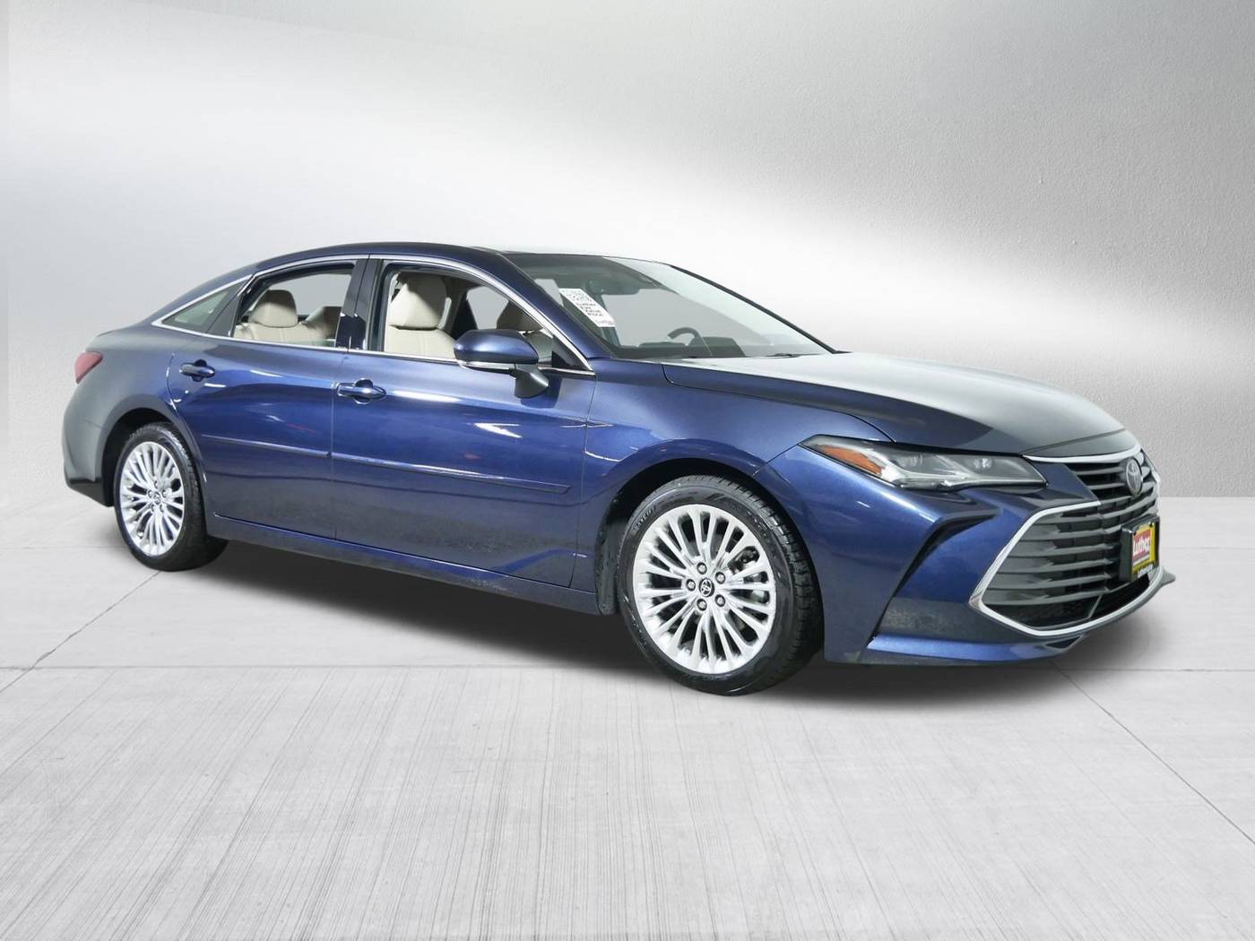 2020 Toyota Avalon Limited — Sedan — 39,995 mi — Golden Valley, MN