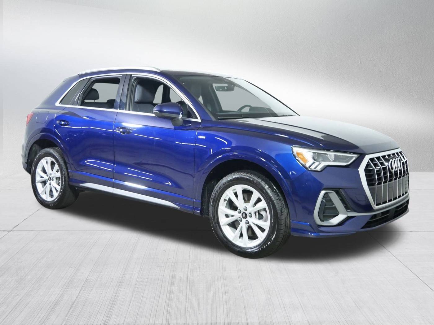 2024 Audi Q3 S line Premium — SUV — 31,190 mi — Golden Valley, MN