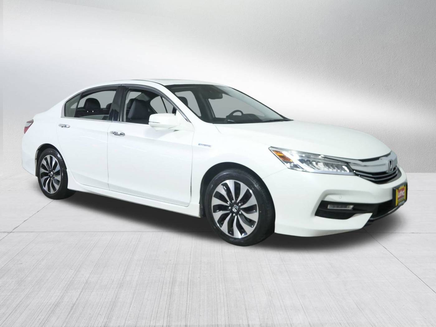 2017 Honda Accord Hybrid Touring — Sedan — 106,902 mi — Golden Valley, MN