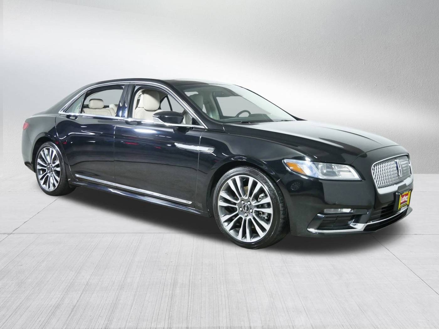 2018 Lincoln Continental Reserve — Sedan — 77,212 mi — Golden Valley, MN