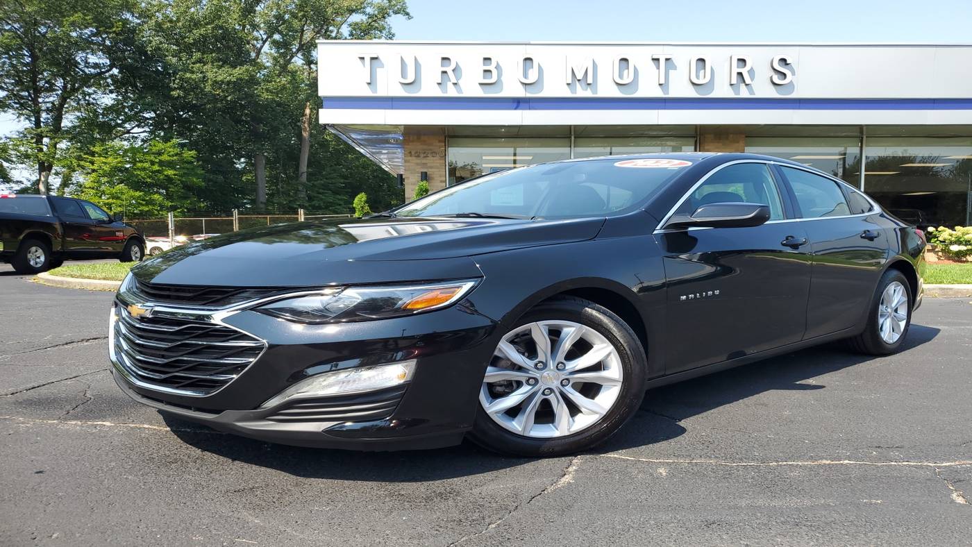 2022 Chevrolet Malibu LT — Sedan — 95,595 mi — Taylor, MI