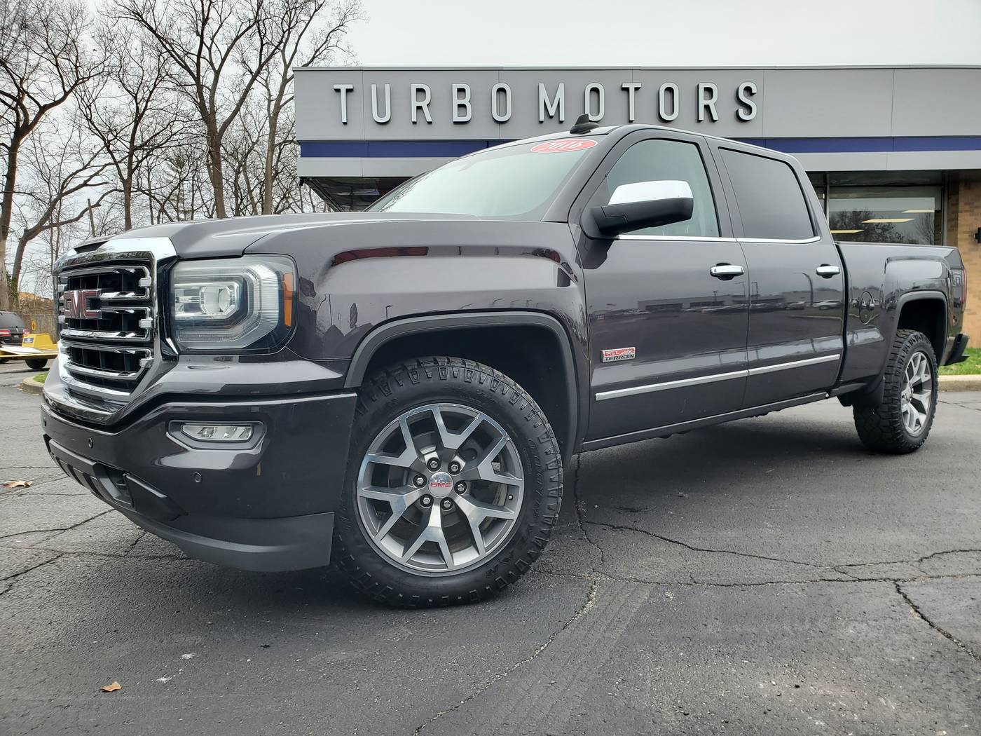 2016 GMC Sierra 1500 SLT — Pickup Truck — 127,745 mi — Taylor, MI