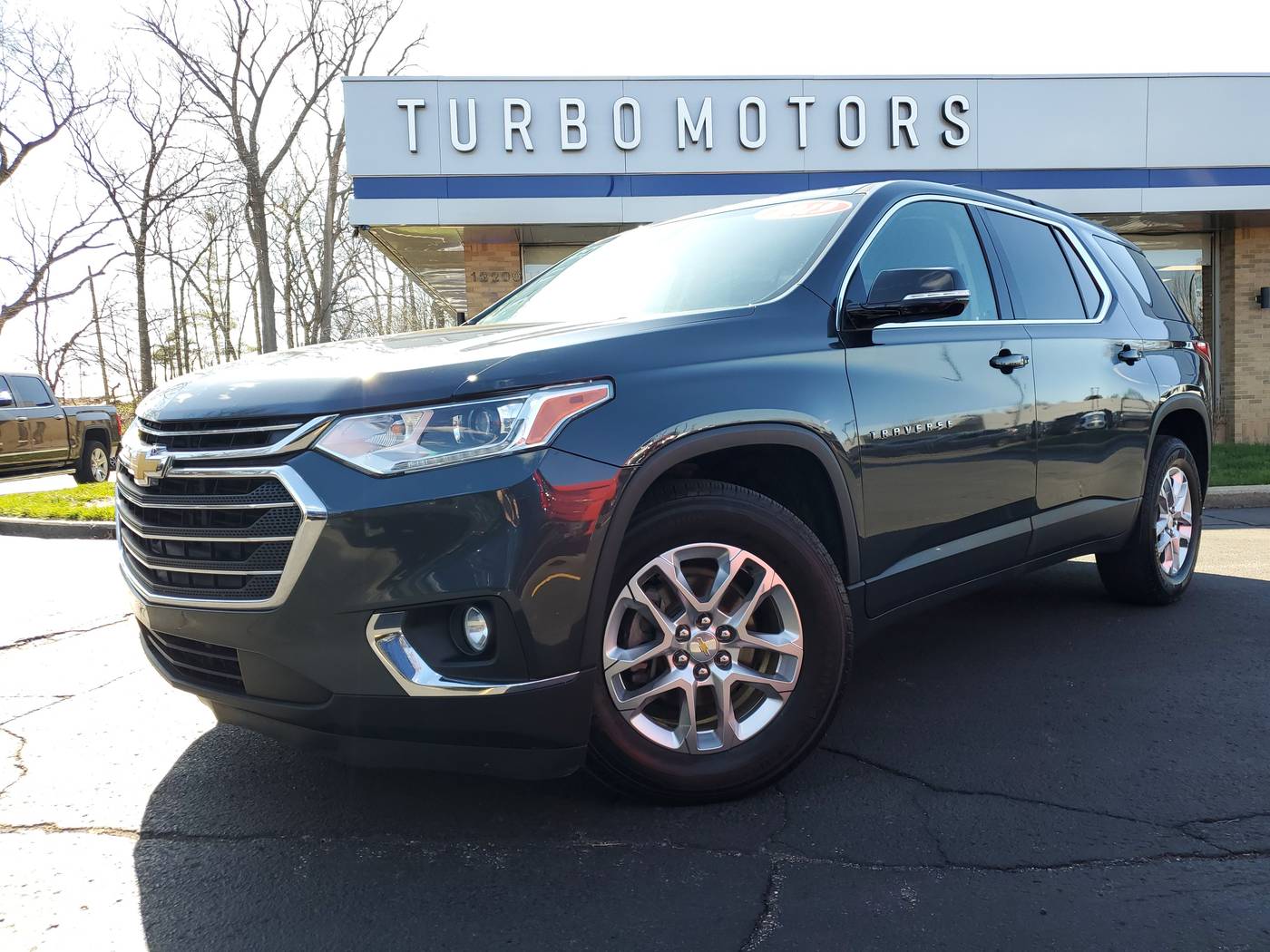2019 Chevrolet Traverse LT Cloth — SUV — 126,718 mi — Taylor, MI