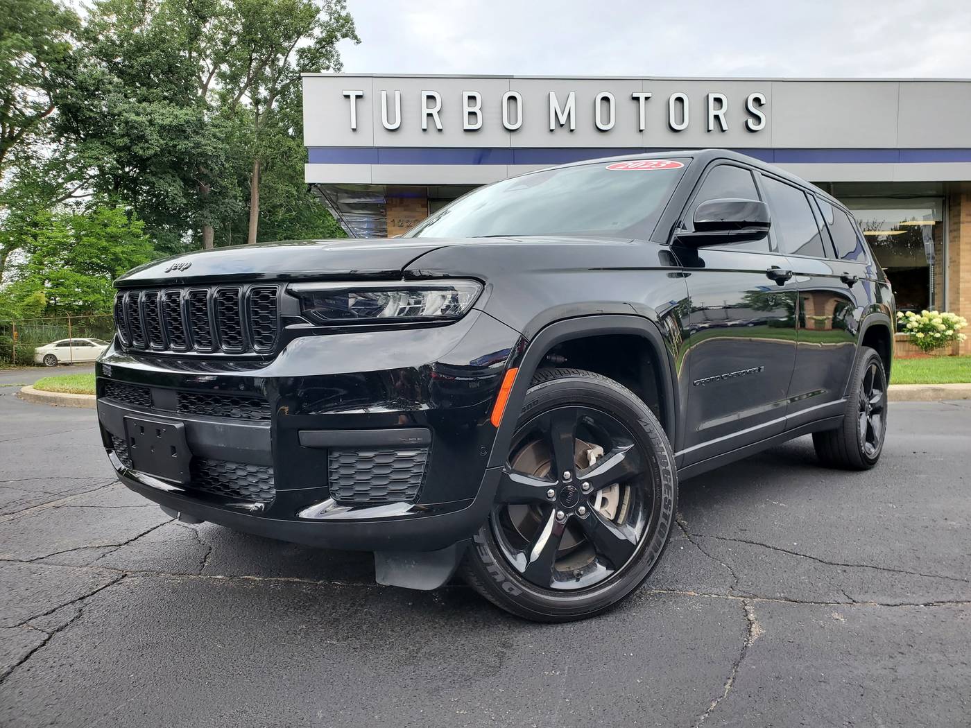 2023 Jeep Grand Cherokee Altitude — SUV — 52,486 mi — Taylor, MI