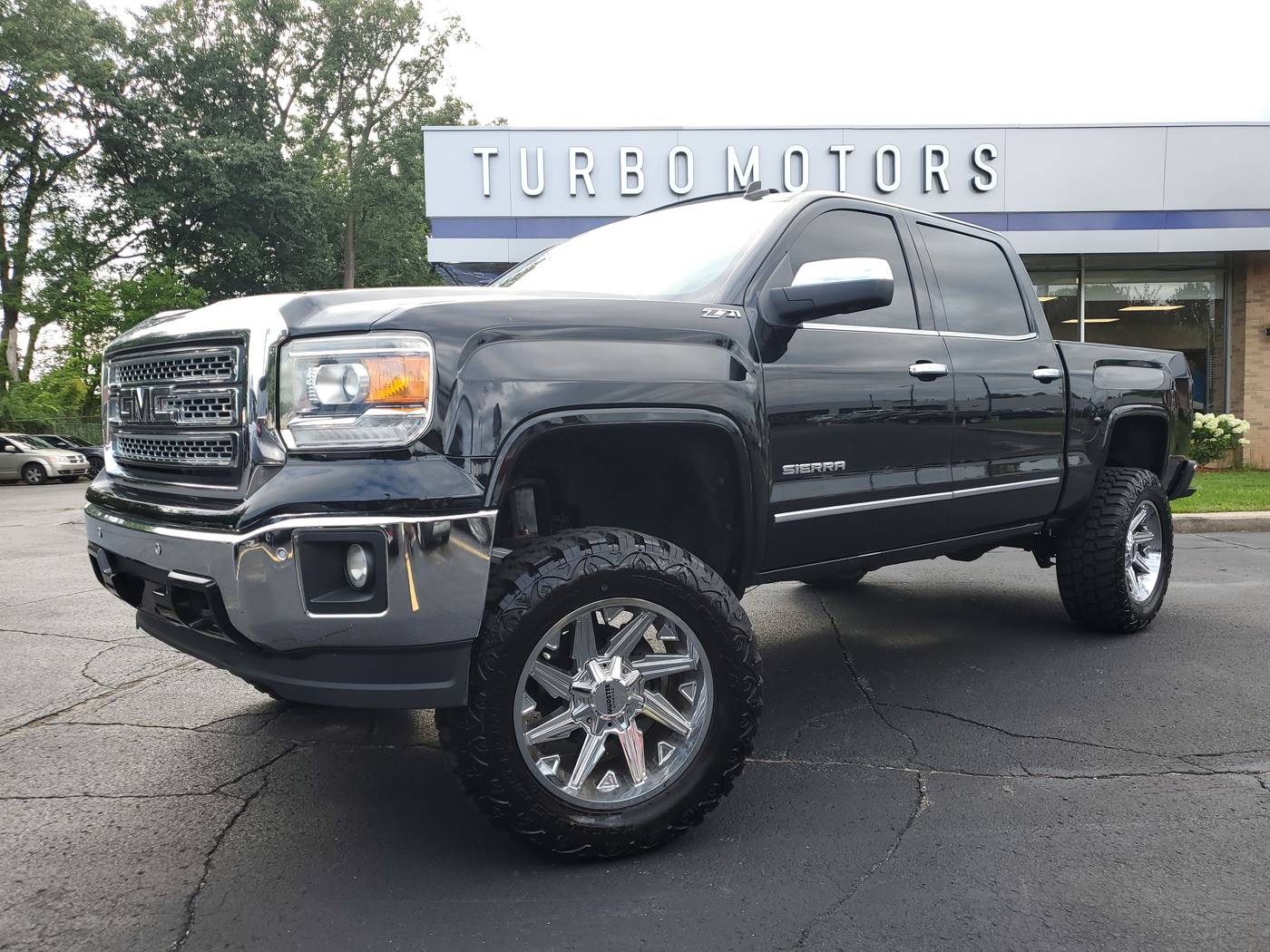 2014 GMC Sierra 1500 SLT — Pickup Truck — 131,912 mi — Taylor, MI