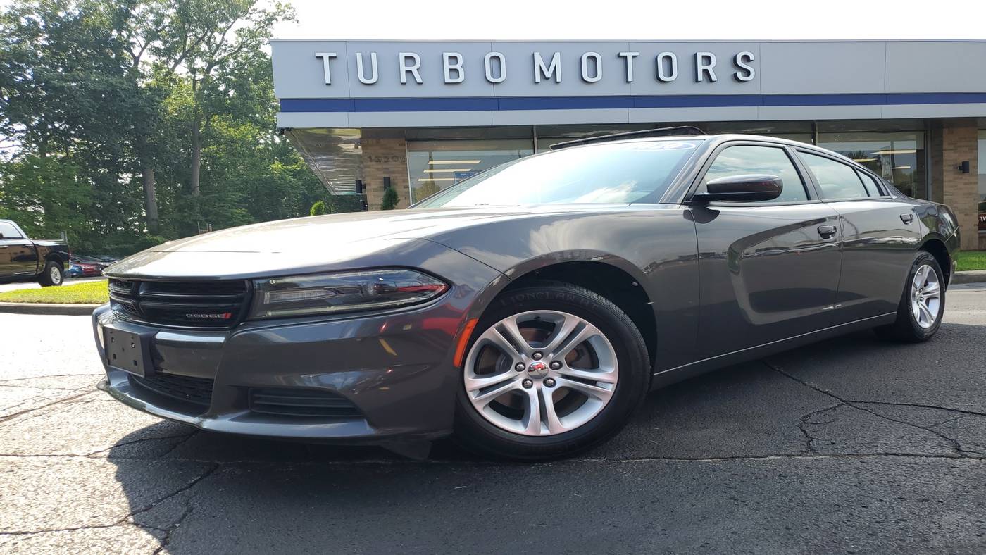 2020 Dodge Charger SXT — Sedan — 100,556 mi — Taylor, MI