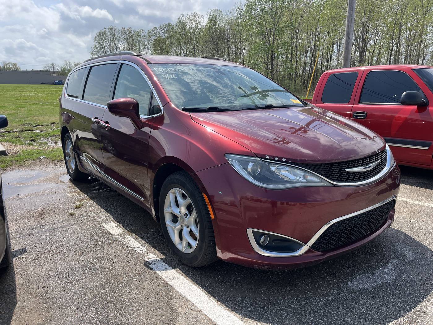 2017 Chrysler Pacifica Touring L — Minivan — 179,605 mi — Covington, TN