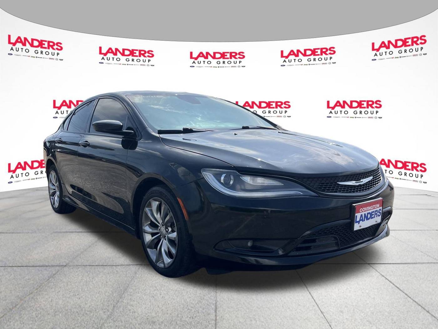 2015 Chrysler 200 S — Sedan — 172,762 mi — Covington, TN