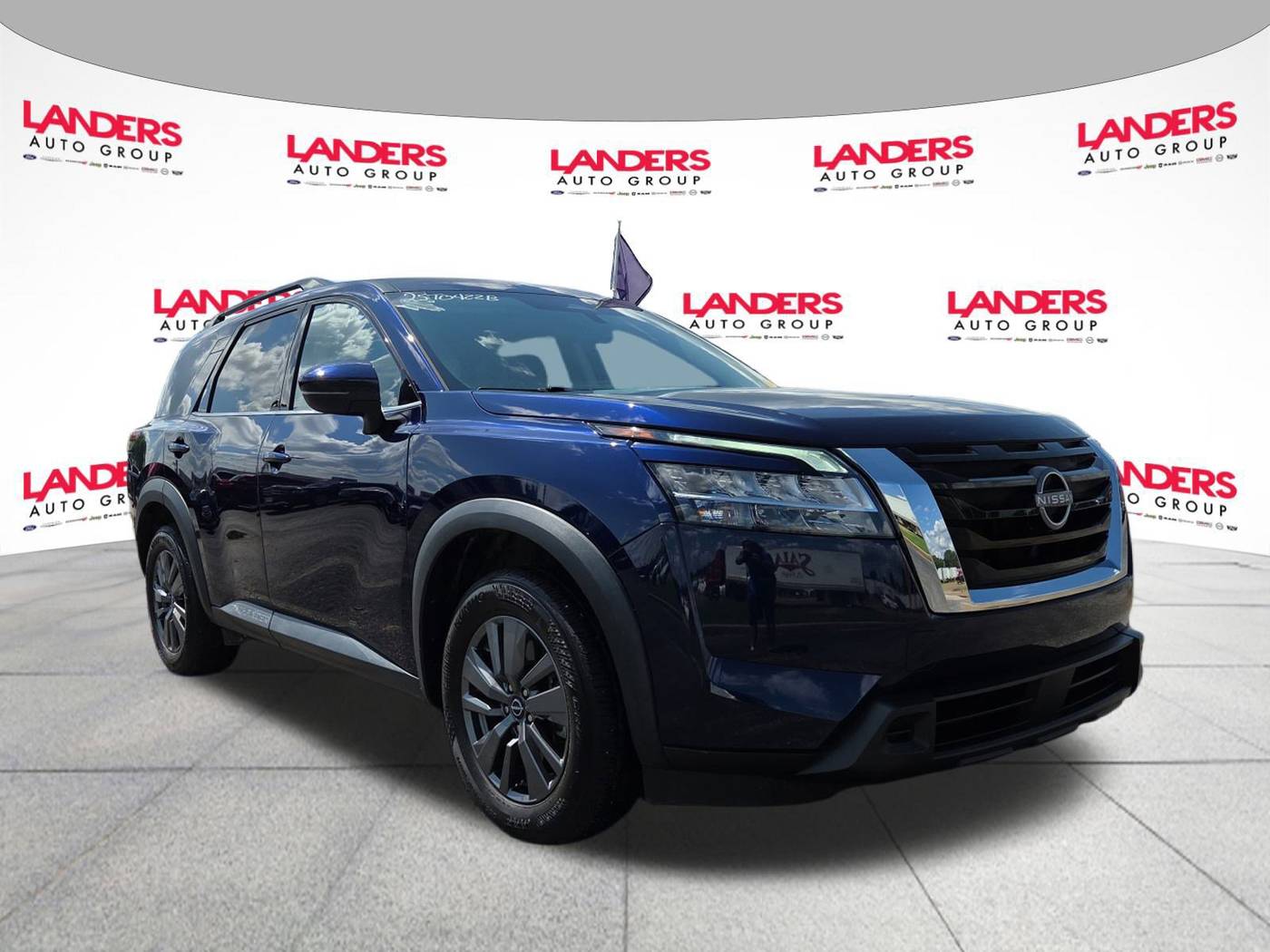 2022 Nissan Pathfinder SV — SUV — 29,829 mi — Covington, TN
