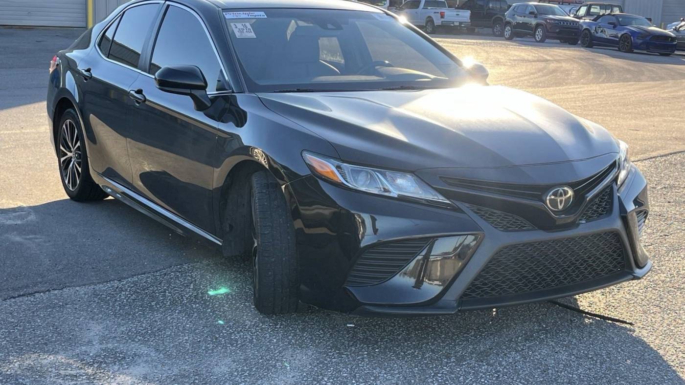 2018 Toyota Camry SE — Sedan — 100,465 mi — Covington, TN