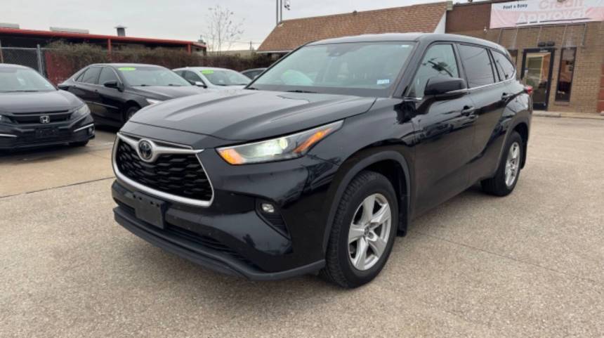 2022 Toyota Highlander LE — SUV — 70,338 mi — Garland, TX