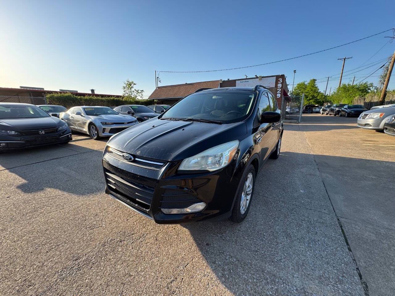 2016 Ford Escape SE — SUV — 132,308 mi — Garland, TX
