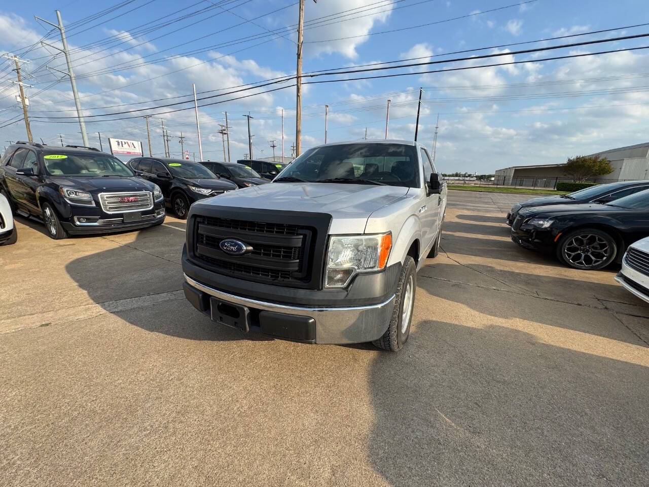 2013 Ford F-150 XL — Pickup Truck — 145,813 mi — Garland, TX