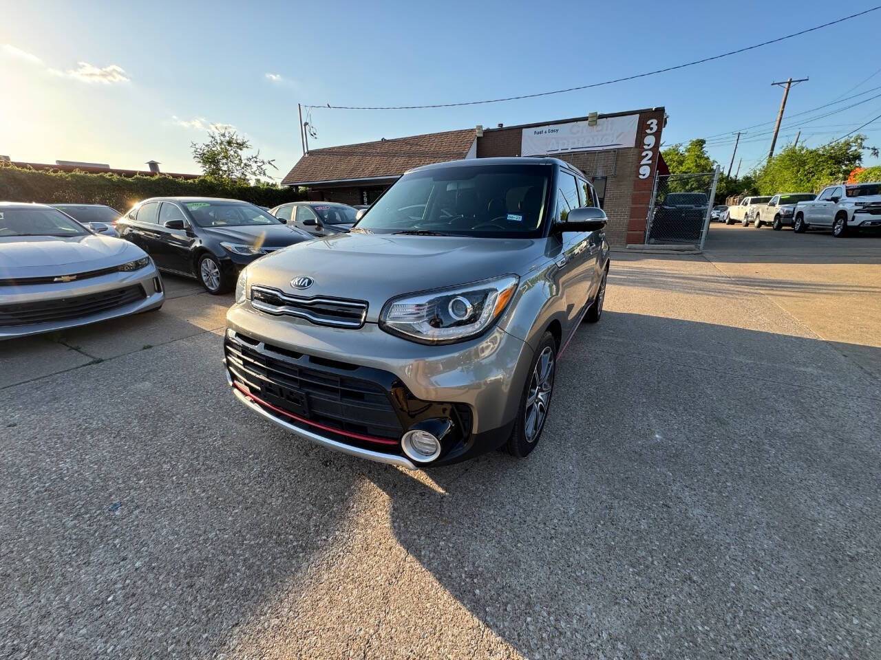 2018 Kia Soul ! — Hatchback — 37,618 mi — Garland, TX