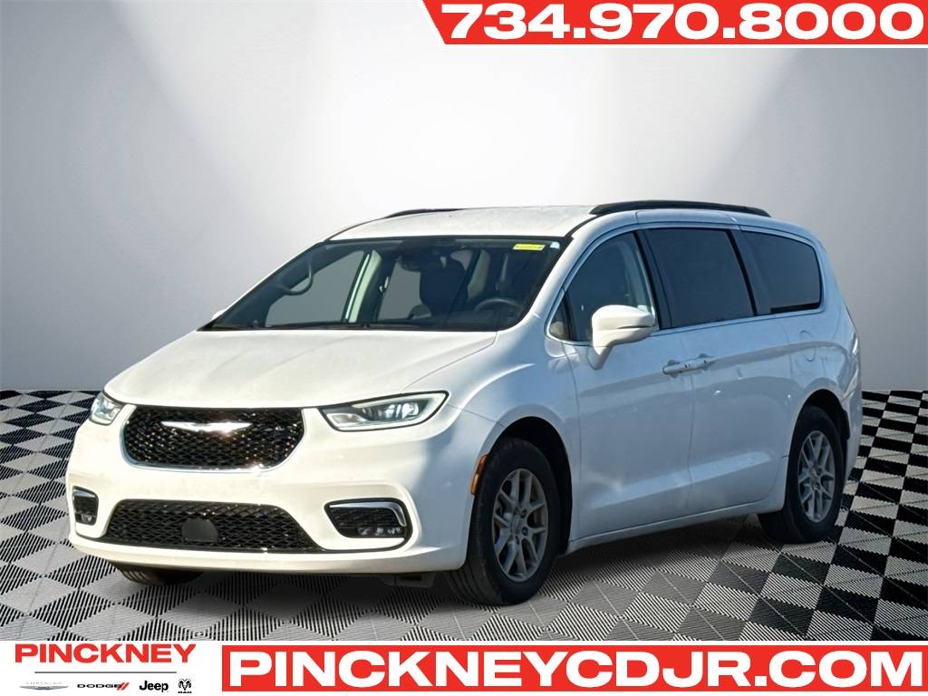 2022 Chrysler Pacifica Touring L — Minivan — 15,813 mi — Pinckney, MI