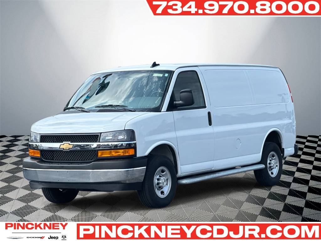 2024 Chevrolet Express Cargo Van Base — Cargo Van — 17,543 mi — Pinckney, MI