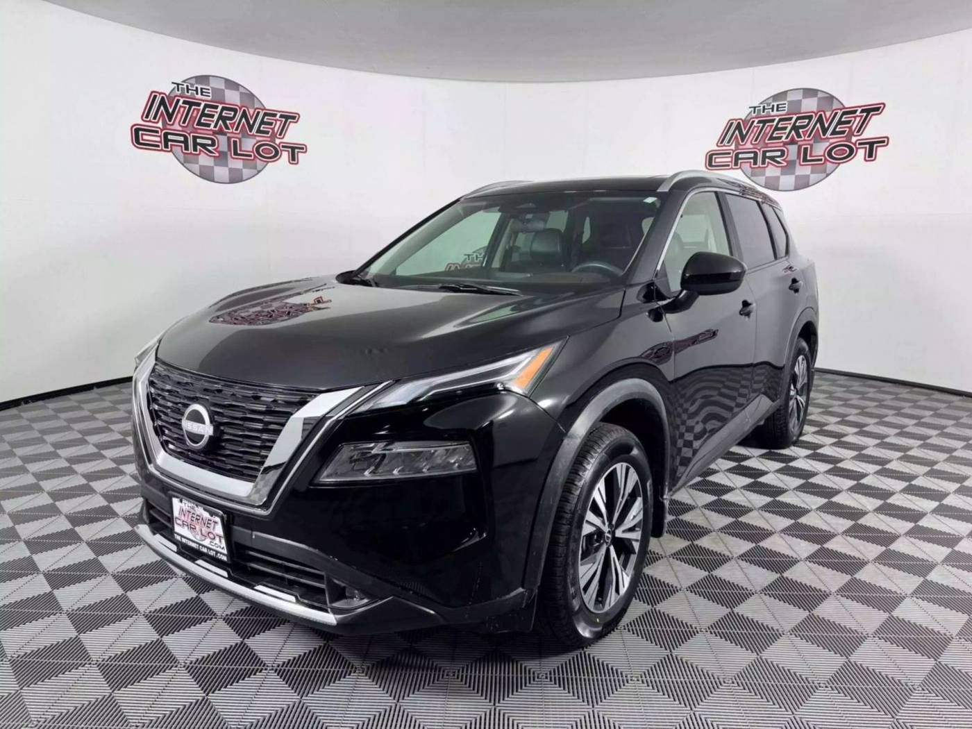 2023 Nissan Rogue SV — SUV — 30,611 mi — Lincoln, NE