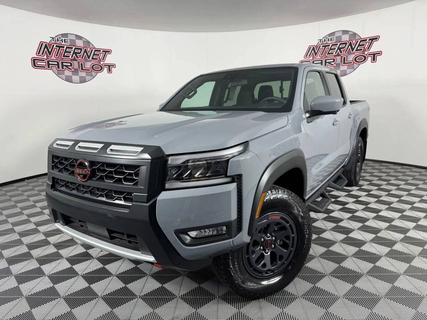 2025 Nissan Frontier PRO-4X — Pickup Truck — 2,822 mi — Lincoln, NE