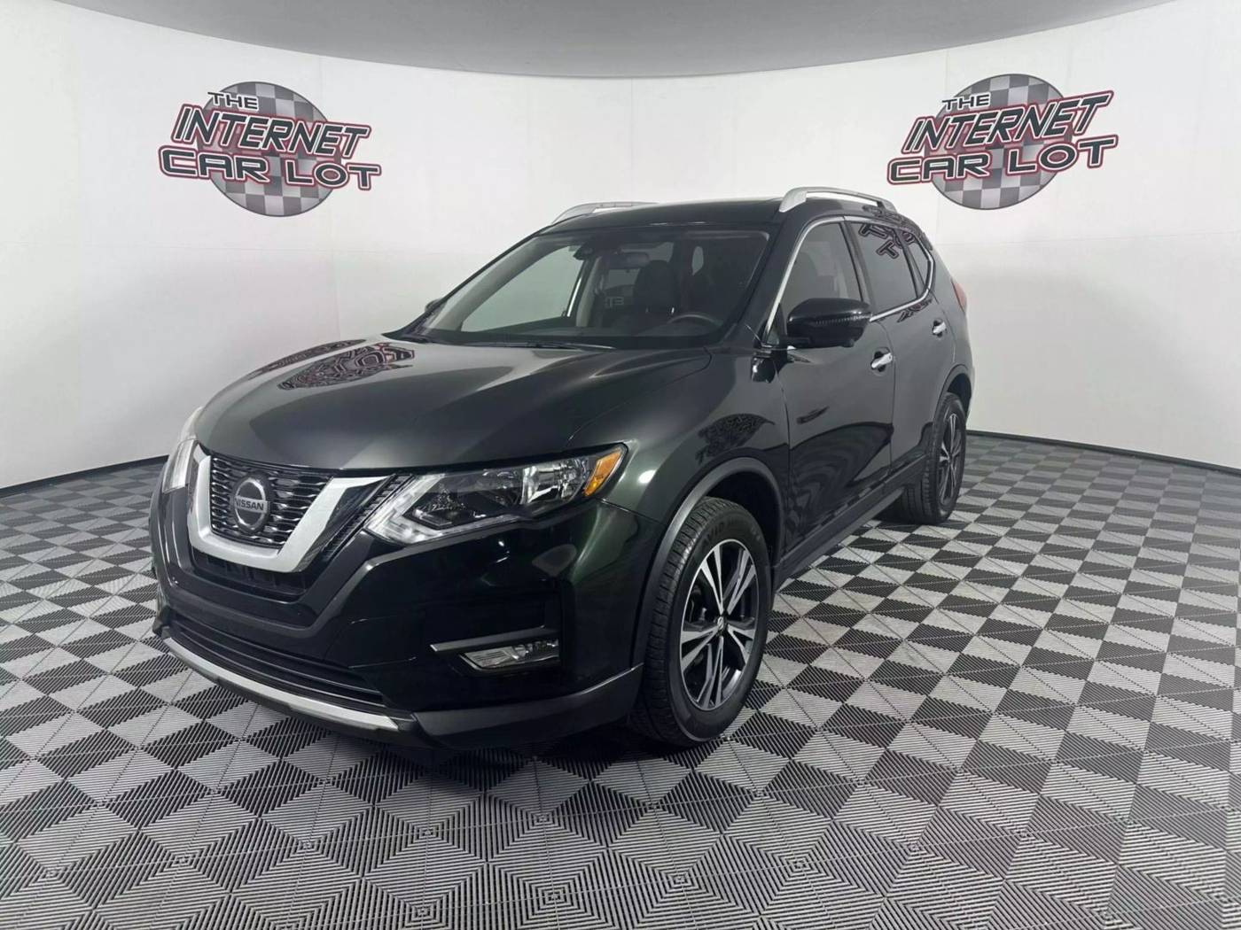 2020 Nissan Rogue SV — SUV — 54,340 mi — Lincoln, NE