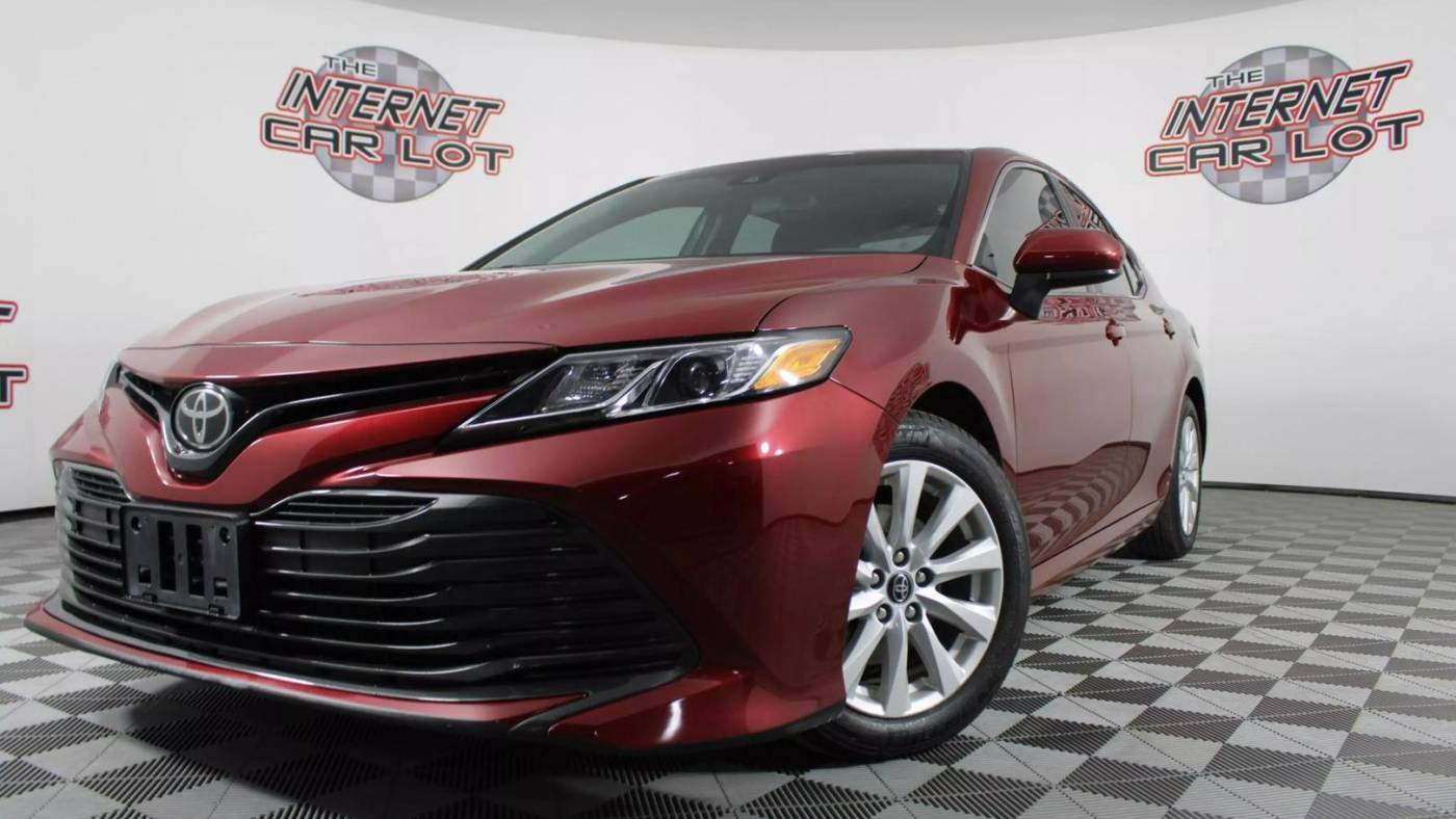 2018 Toyota Camry XLE — Sedan — 74,094 mi — Lincoln, NE