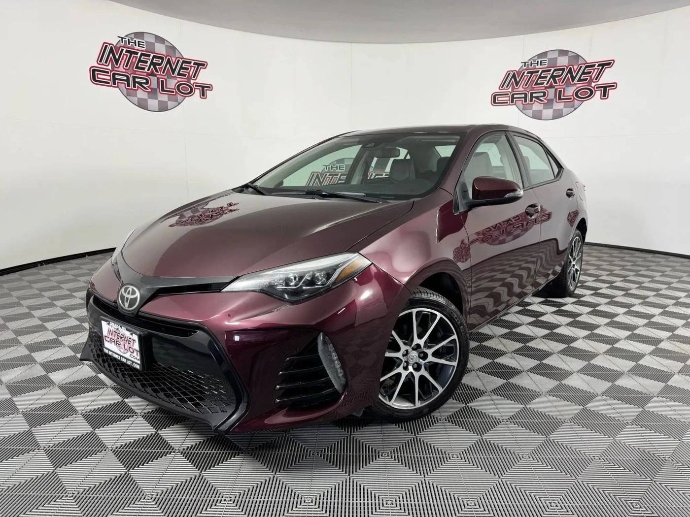 2017 Toyota Corolla SE — Sedan — 100,503 mi — Lincoln, NE
