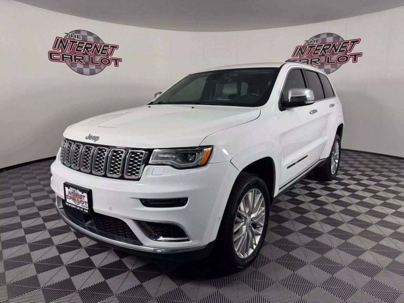 2018 Jeep Grand Cherokee Summit — SUV — 139,659 mi — Lincoln, NE