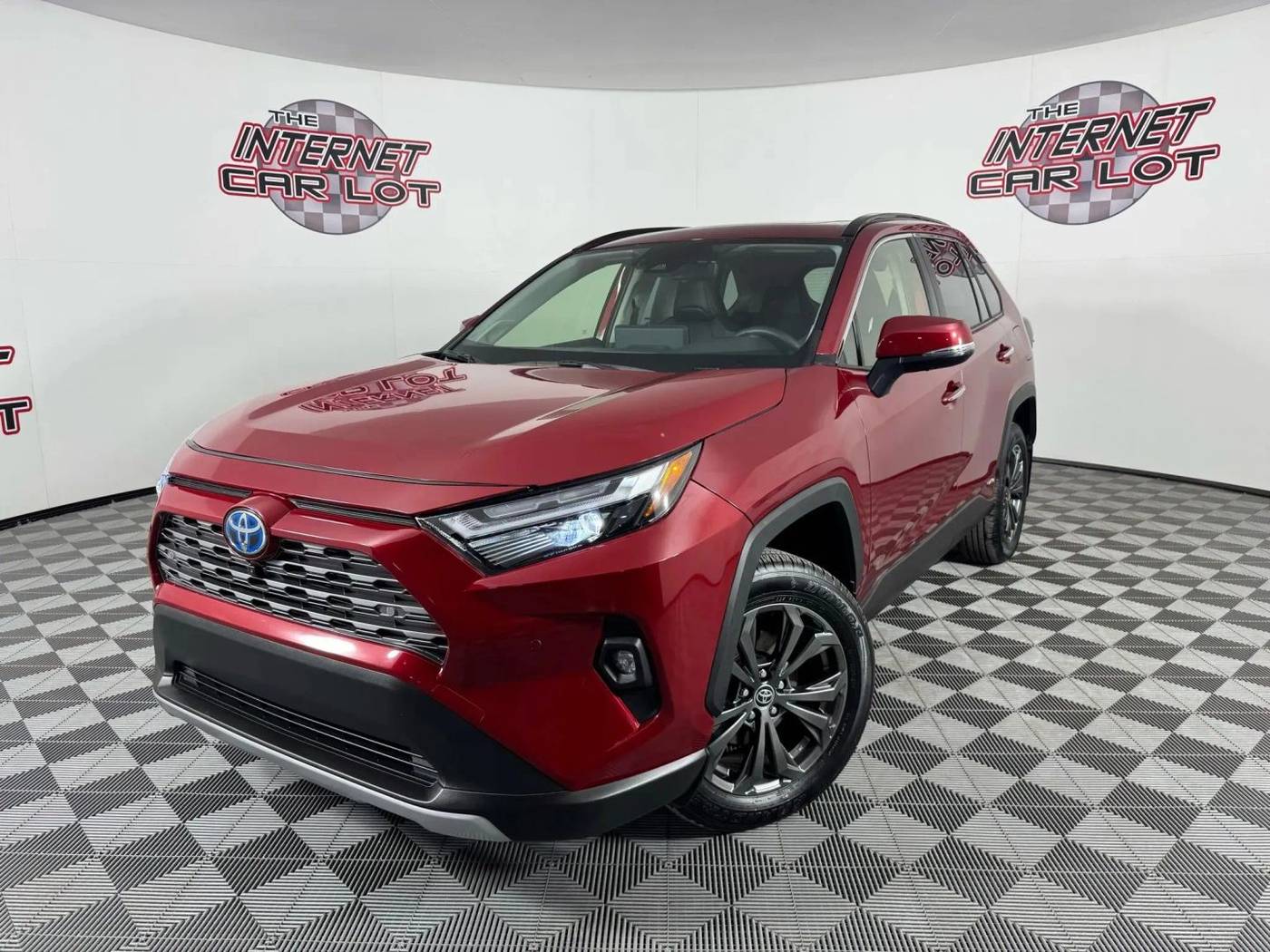 2024 Toyota RAV4 Hybrid Limited — SUV — 4,613 mi — Lincoln, NE