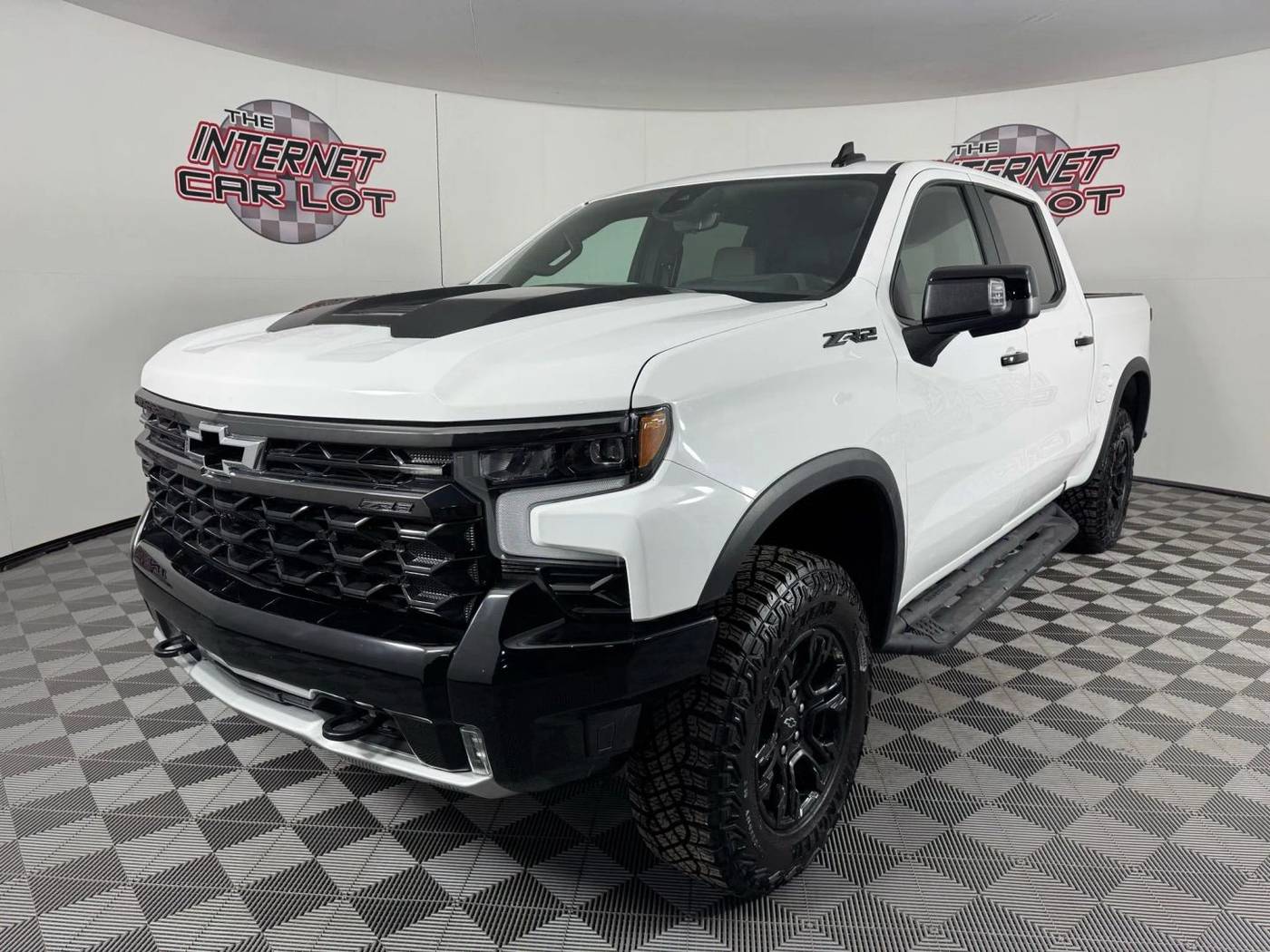 2024 Chevrolet Silverado 1500 ZR2 — Pickup Truck — 3,242 mi — Lincoln, NE