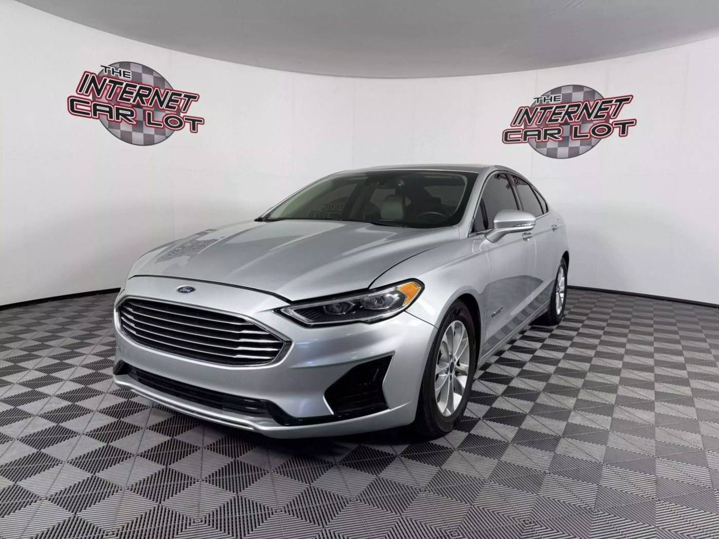 2019 Ford Fusion Hybrid SEL — Sedan — 83,150 mi — Lincoln, NE