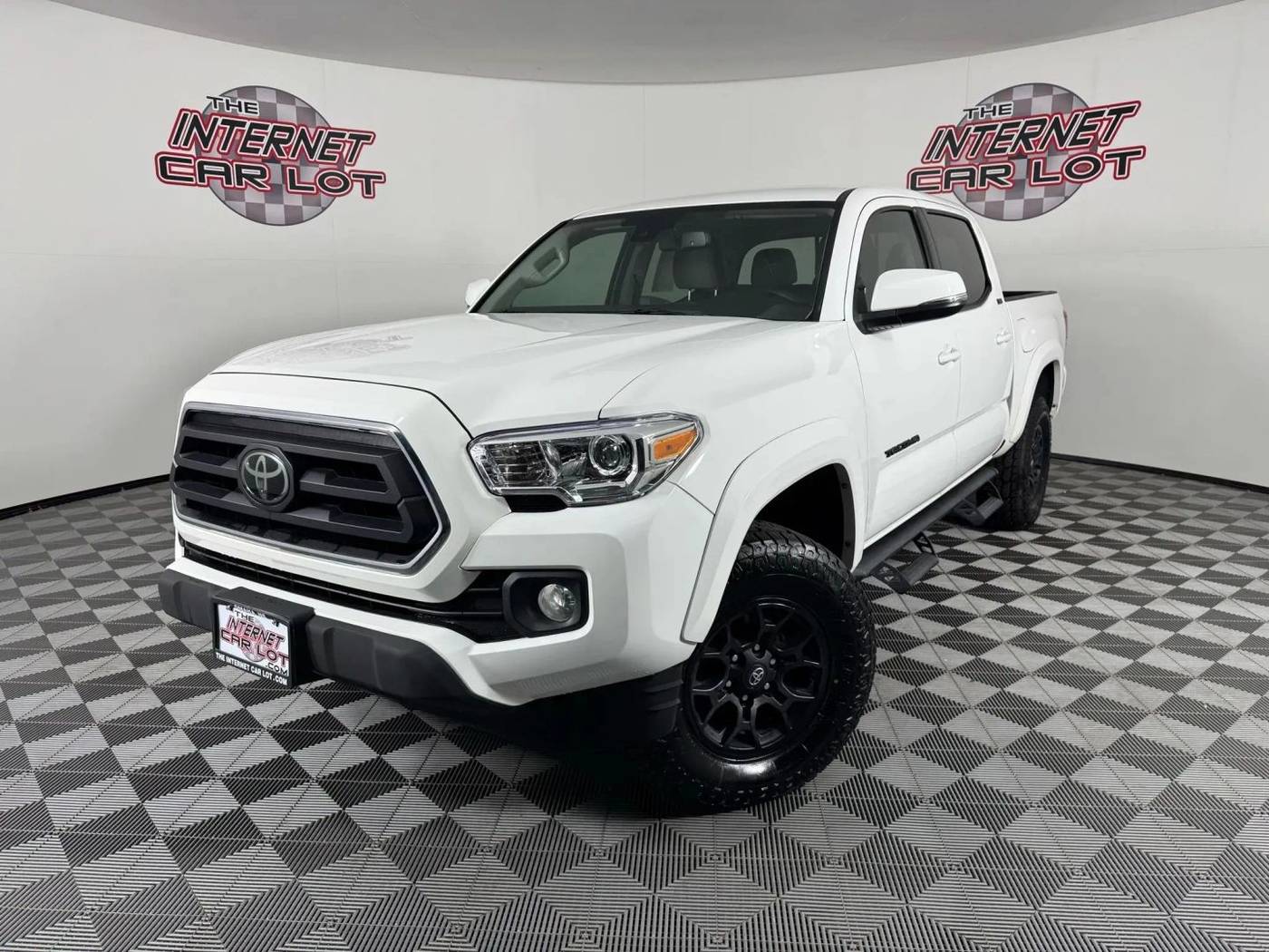 2020 Toyota Tacoma SR5 — Pickup Truck — 58,267 mi — Lincoln, NE