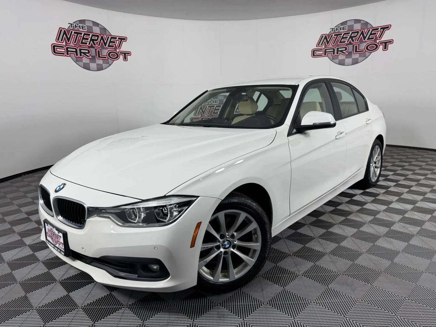 2018 BMW 3 Series 320i — Sedan — 39,101 mi — Lincoln, NE