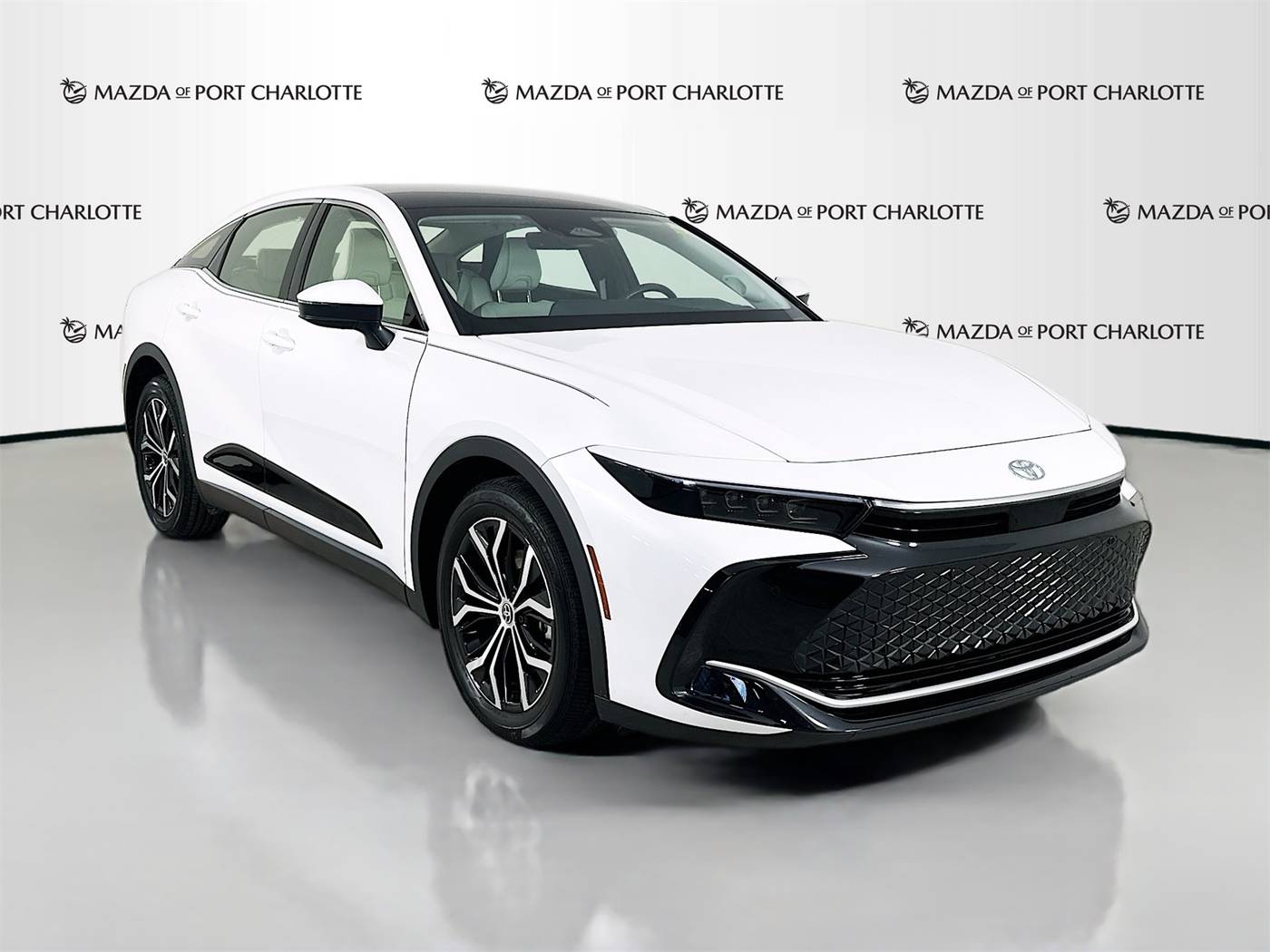 2023 Toyota Crown XLE — Sedan — 20,405 mi — Port Charlotte, FL