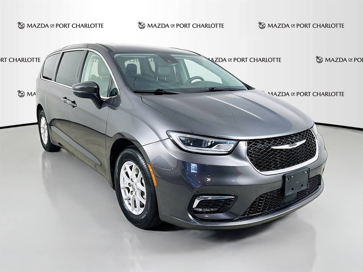 2023 Chrysler Pacifica Touring L — Minivan — 69,200 mi — Port Charlotte, FL