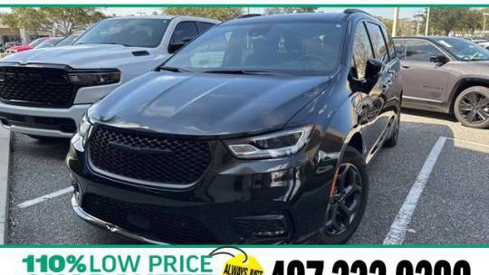 2024 Chrysler Pacifica Hybrid Premium S Appearance Package — Minivan — 9,581 mi — Orlando, FL
