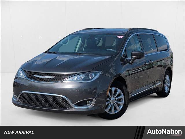 2017 Chrysler Pacifica Touring L — Minivan — 151,338 mi — Memphis, TN
