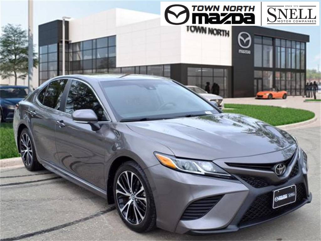 2018 Toyota Camry XLE — Sedan — 86,000 mi — Richardson, TX