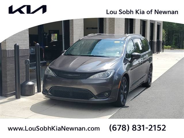 2019 Chrysler Pacifica Touring L — Minivan — 148,665 mi — Newnan, GA