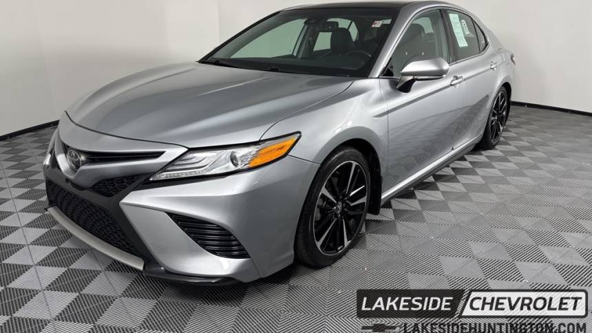 2020 Toyota Camry XSE