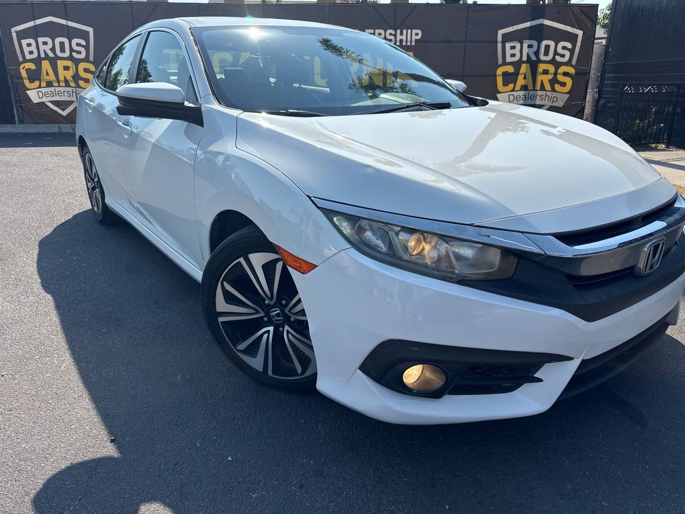 2016 Honda Civic EX-T — Sedan — 131,129 mi — Santa Ana, CA