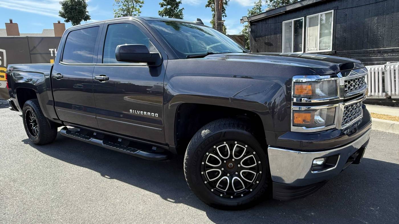 2015 Chevrolet Silverado 1500 LT — Pickup Truck — 142,821 mi — Santa Ana, CA