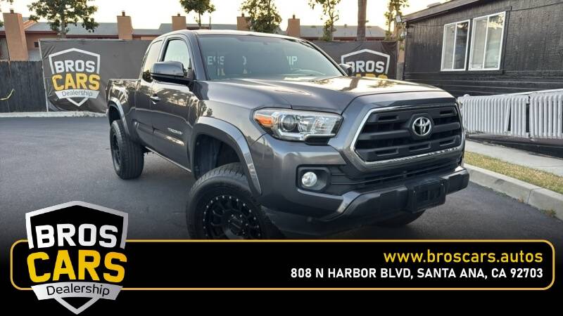 2016 Toyota Tacoma SR5 — Pickup Truck — 116,403 mi — Santa Ana, CA