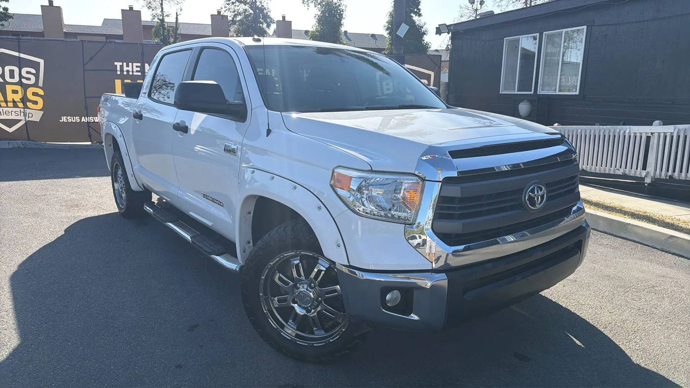 2015 Toyota Tundra SR5