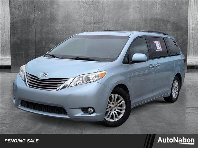 2015 Toyota Sienna XLE — Minivan — 96,276 mi — Memphis, TN