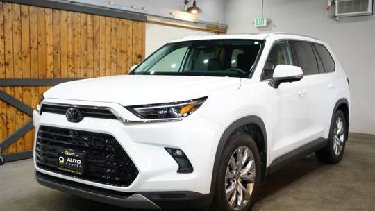 2024 Toyota Grand Highlander Hybrid Limited — SUV — 3,085 mi — Lynnwood, WA