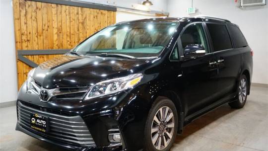 2020 Toyota Sienna Limited — Minivan — 9,373 mi — Lynnwood, WA